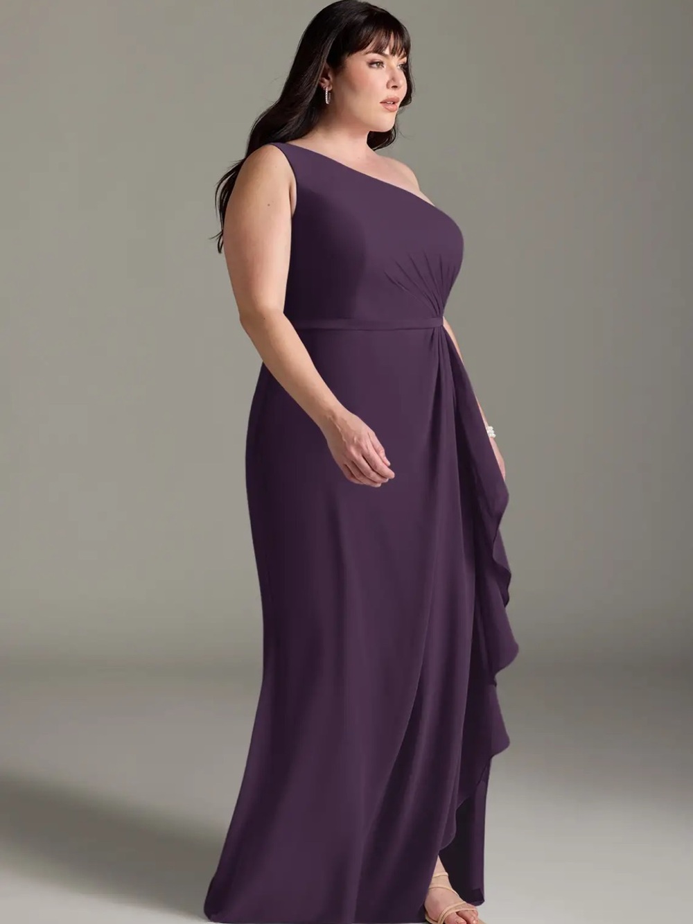 David’s Bridal NWT One-Shoulder Plum Evening Gown with Side Ruffle and Slit - Picture 4 of 10